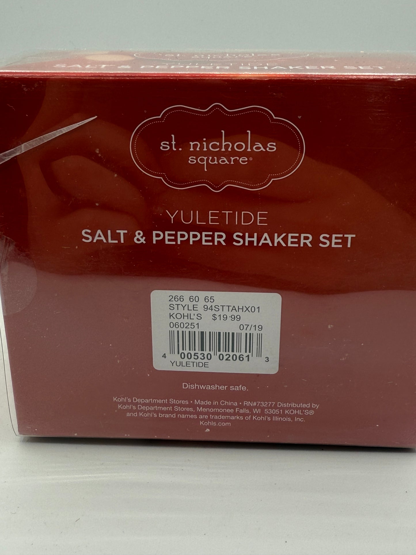 Snowman Salt & Pepper Shaker Set