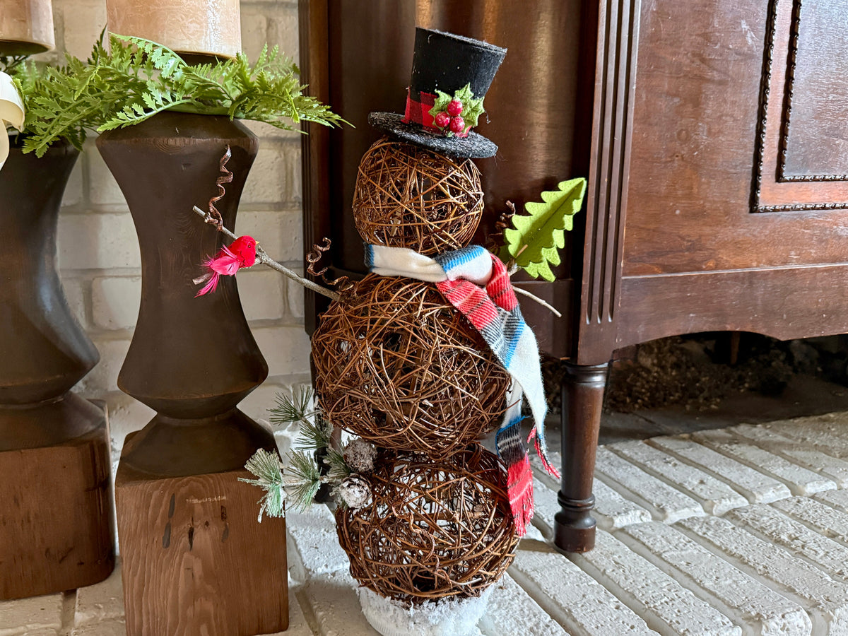 Vine Ball Snowman