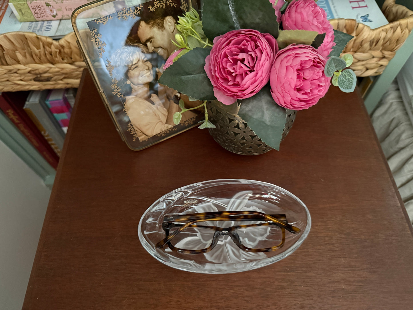 Mikasa Studio Nova Crystal Iris Oval Dish