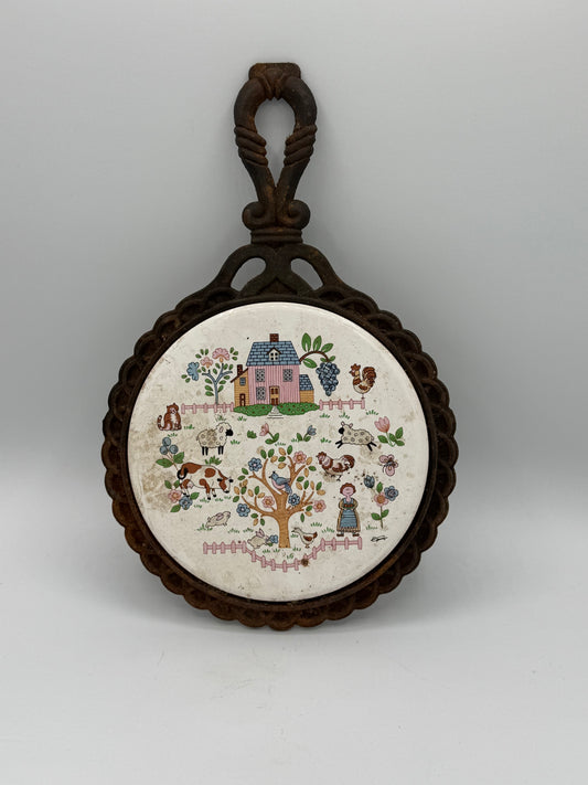 Ceramic & Cast Iron Trivet