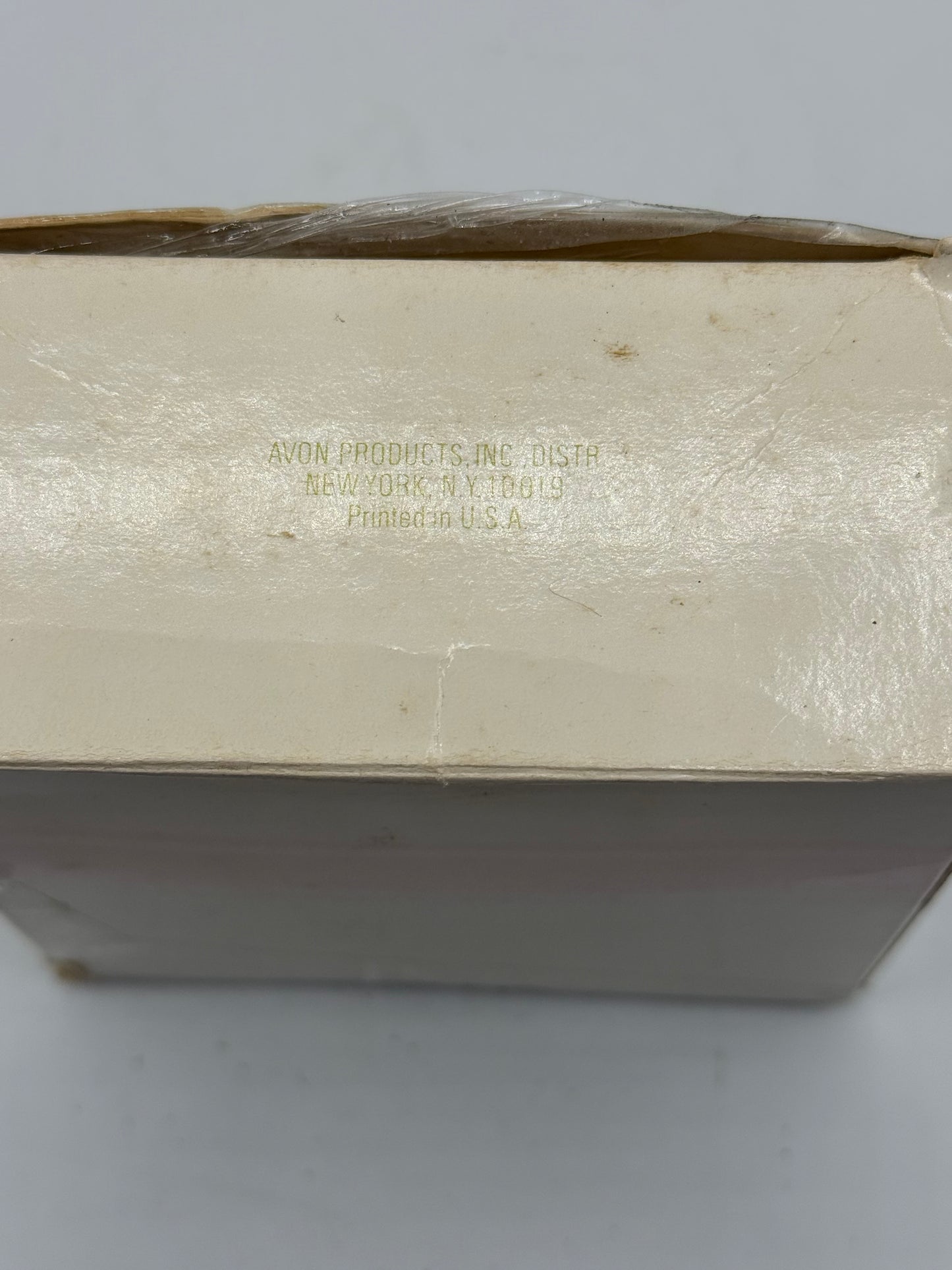 Vintage Avon “A Token of Love” Soap Set
