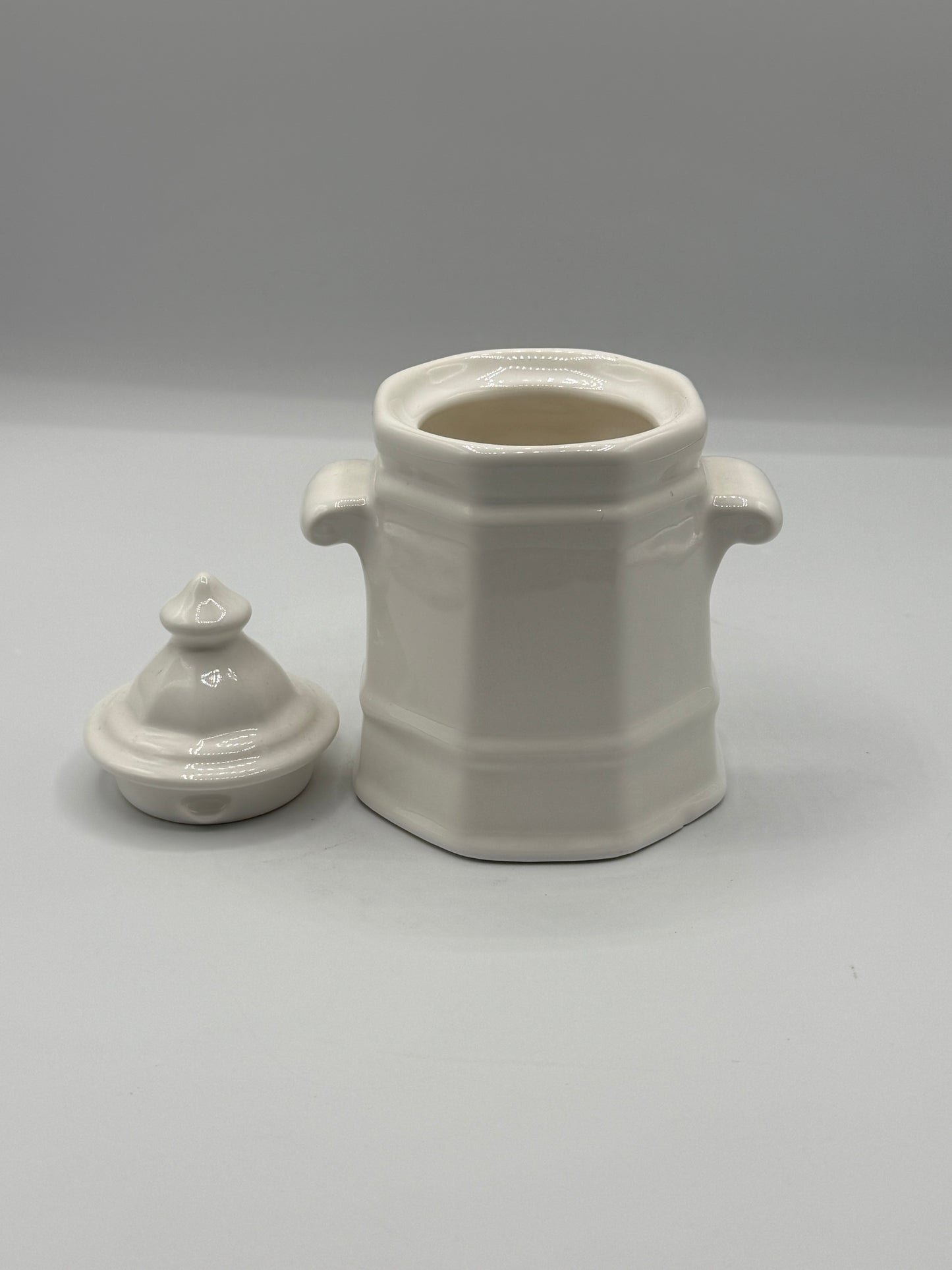 Pfaltzgraff Heritage White Sugar Bowl