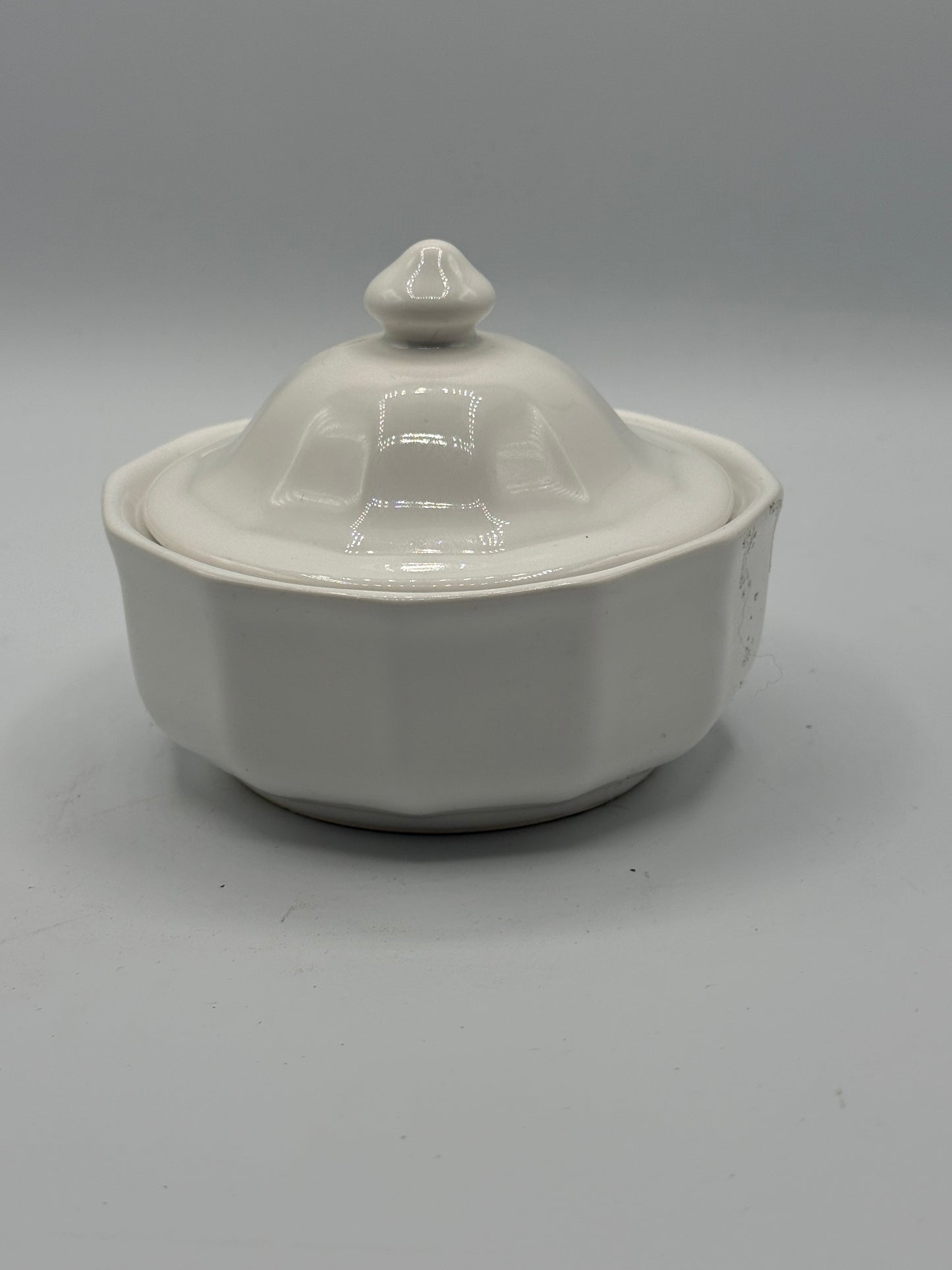 Pfaltzgraff Heritage White Butter Tub
