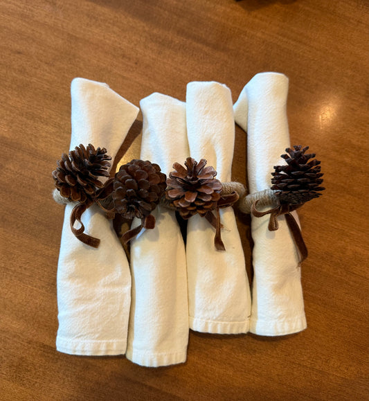 Set of 4 Pinecone Napkin Rings