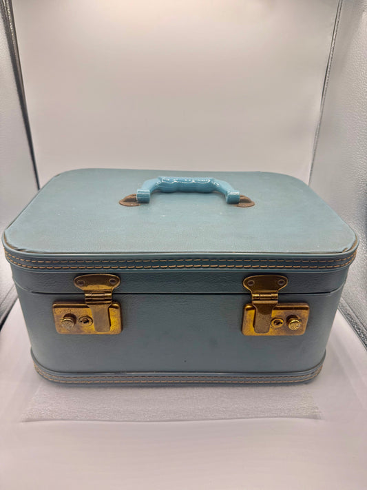 Vintage Blue Train Case