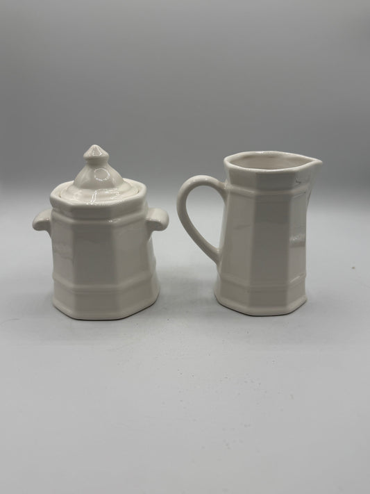 Pfaltsgraff Heritage White Sugar Bowl & Creamer