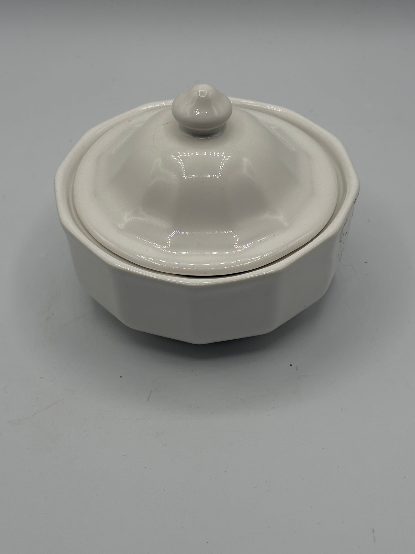 Pfaltzgraff Heritage White Butter Tub