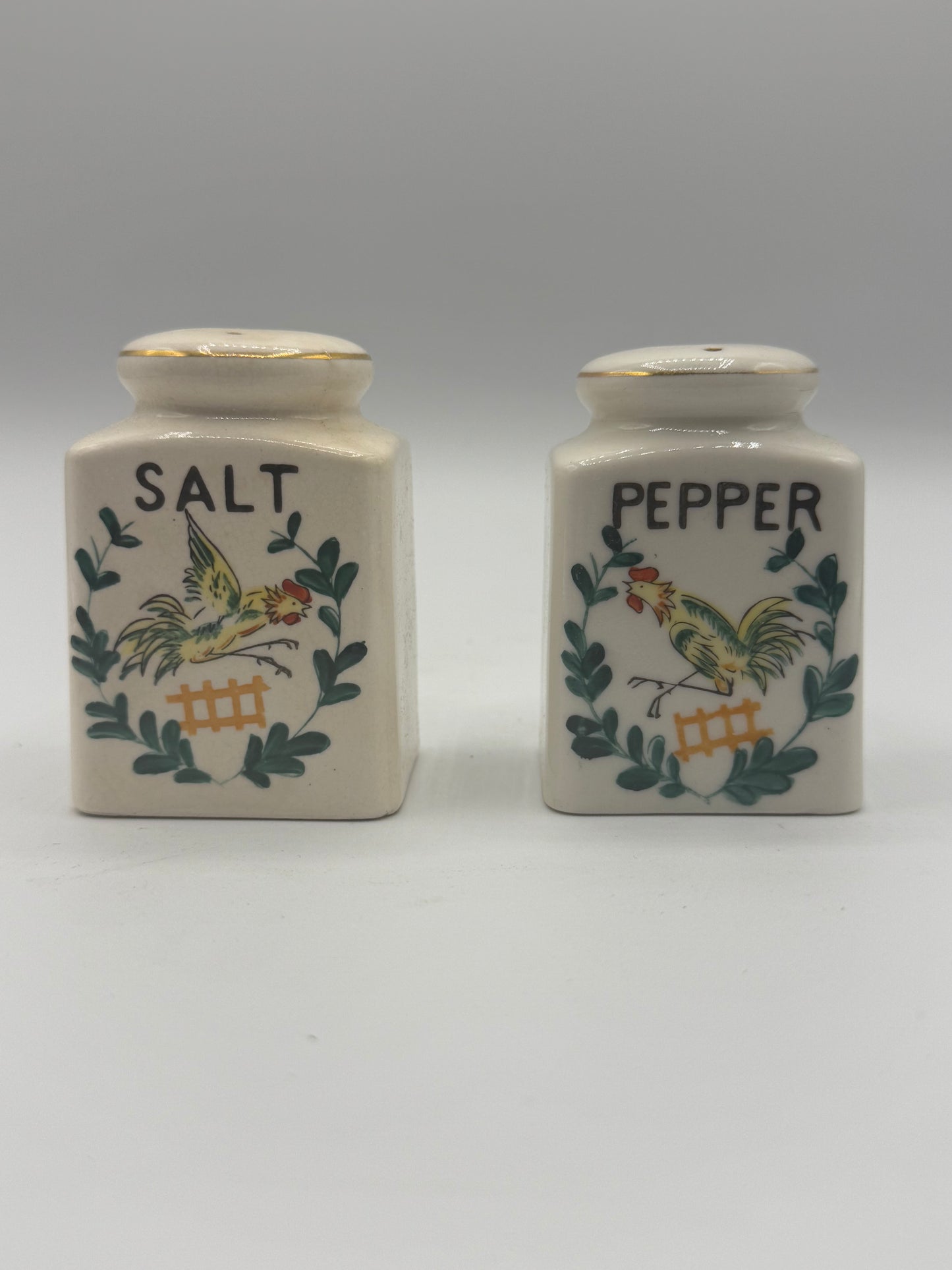 Vintage Ucagco Early Provincial Ceramic Rooster Salt and Pepper Shakers (made in Japan)