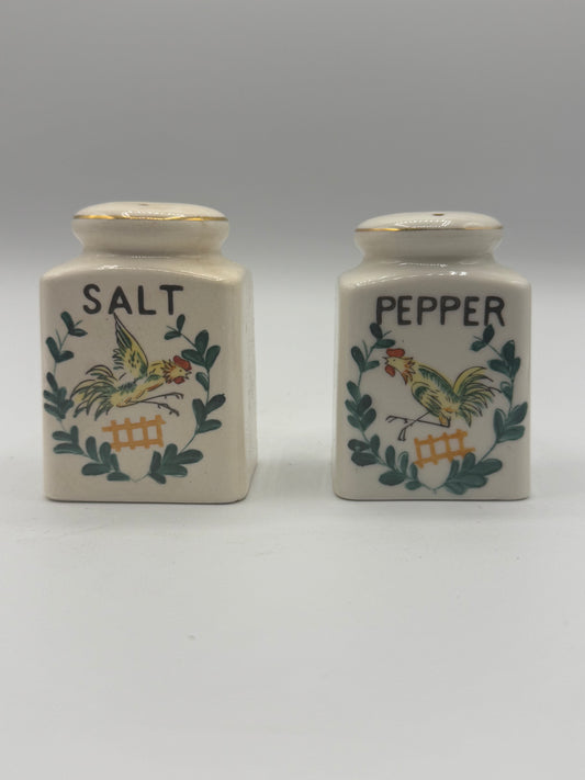 Vintage Ucagco Early Provincial Ceramic Rooster Salt and Pepper Shakers (made in Japan)