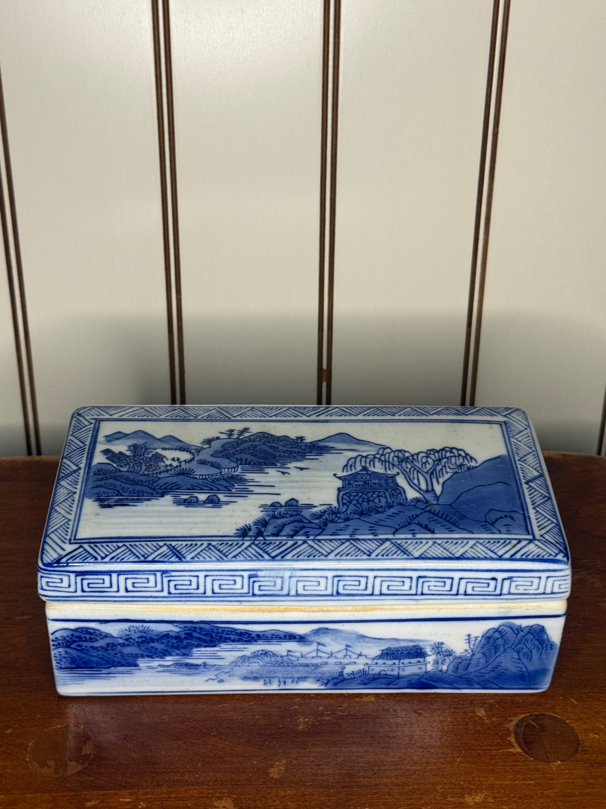 Chinoiserie Scholar’s Box