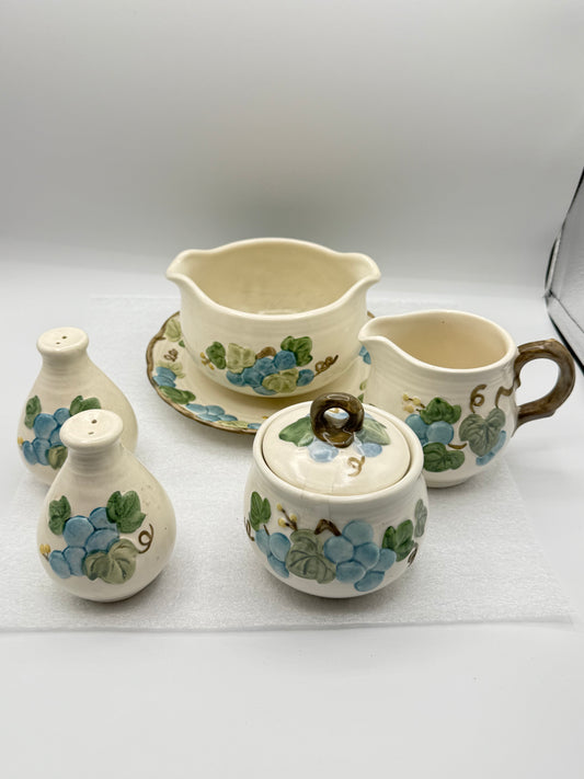 Vintage Metlox Poppy Trail "Sculptured Grape” 6-Piece Set