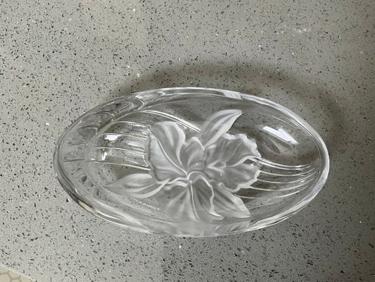 Mikasa Studio Nova Crystal Iris Oval Dish