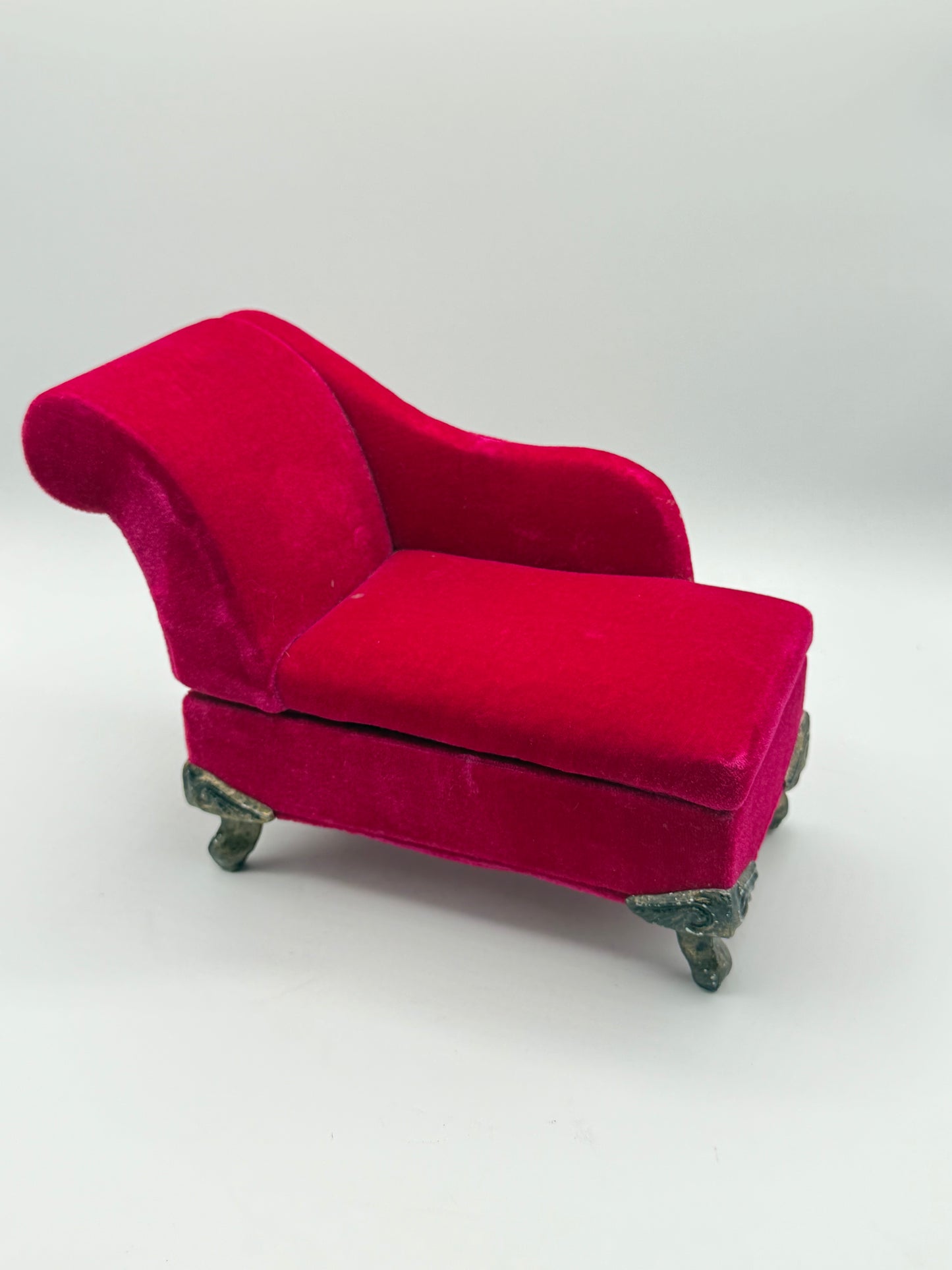 Red Velvet Love Seat Jewelry Box