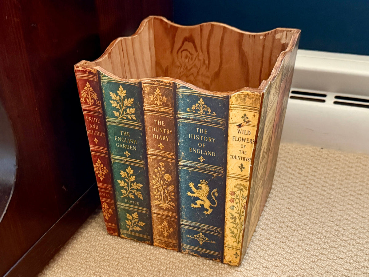 Book Pattern Small Trash Bin