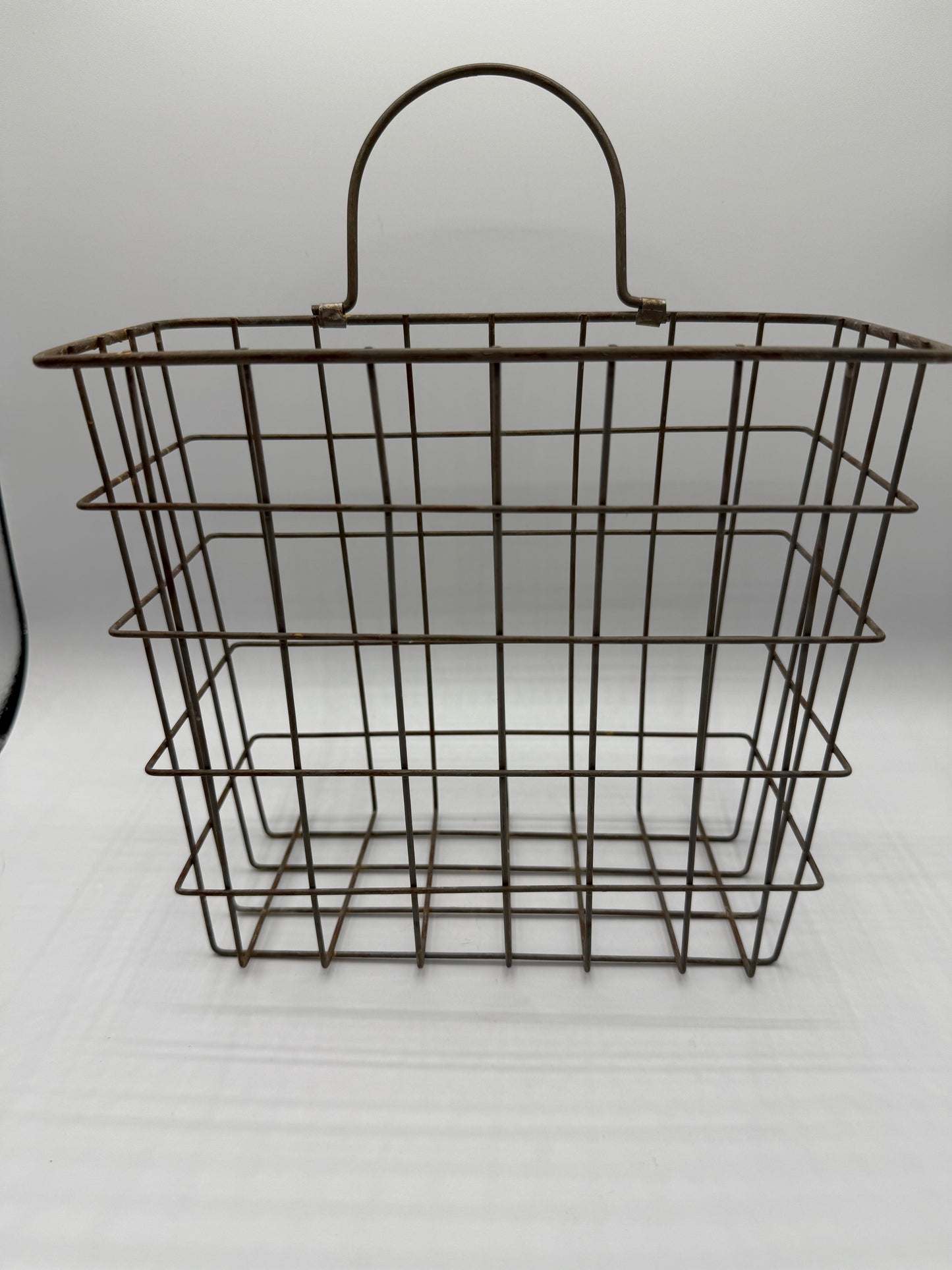 Wire Wall Basket