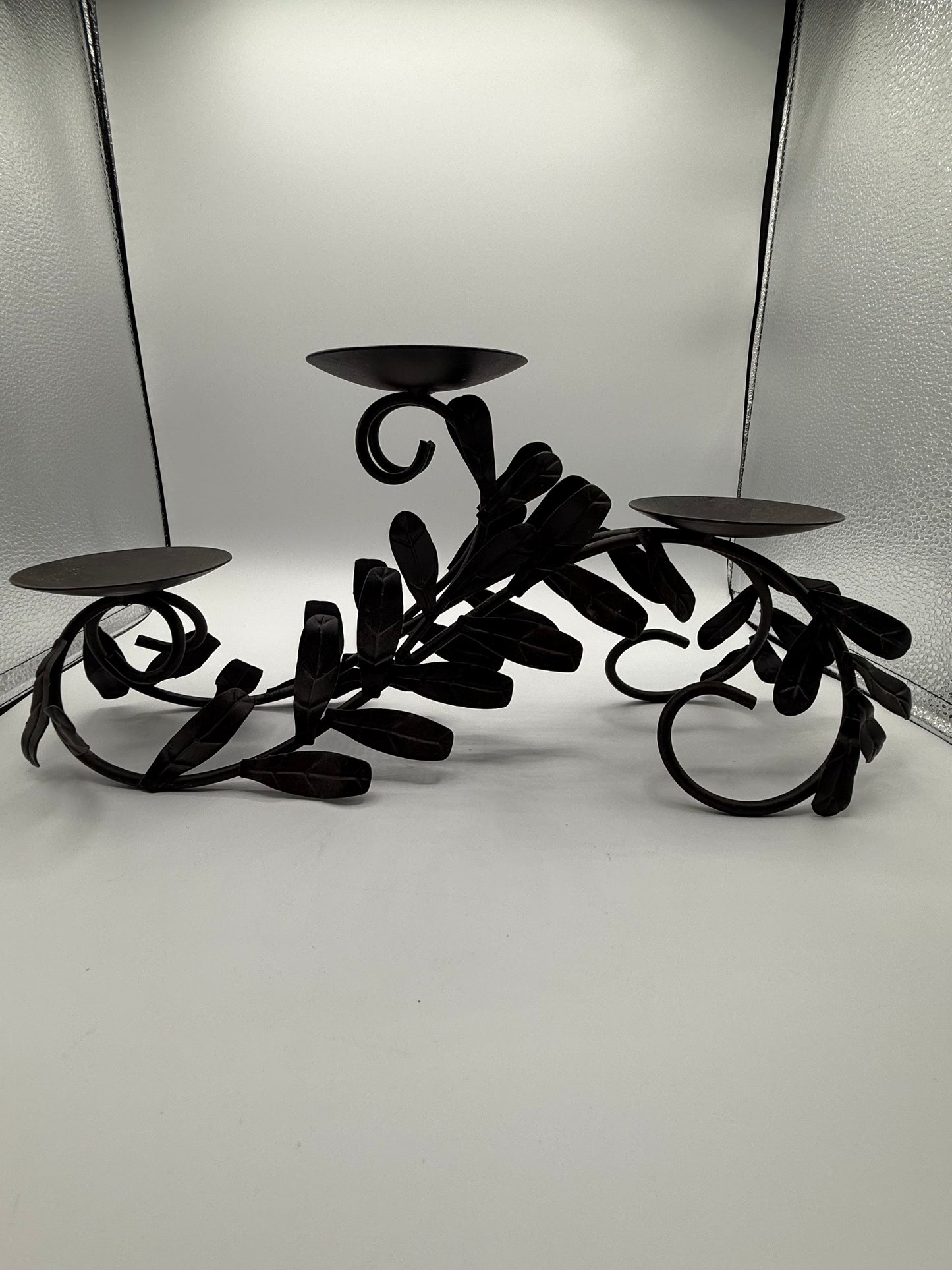 Leaf Design Iron 3-Candlestand