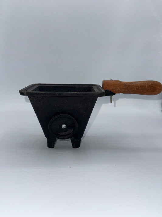 Cast Iron Pot with Wood Handle