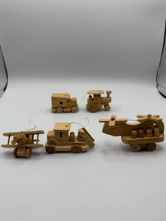 Vintage Wood Ornament 5-Piece Set
