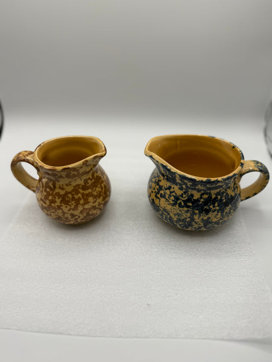 Pfaltzgraff Folkart Spongewear Creamer and Gravy Server