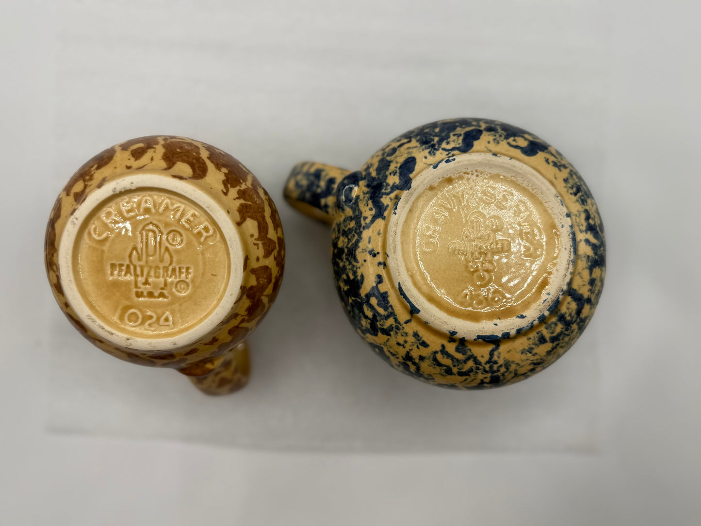 Pfaltzgraff Folkart Spongewear Creamer and Gravy Server