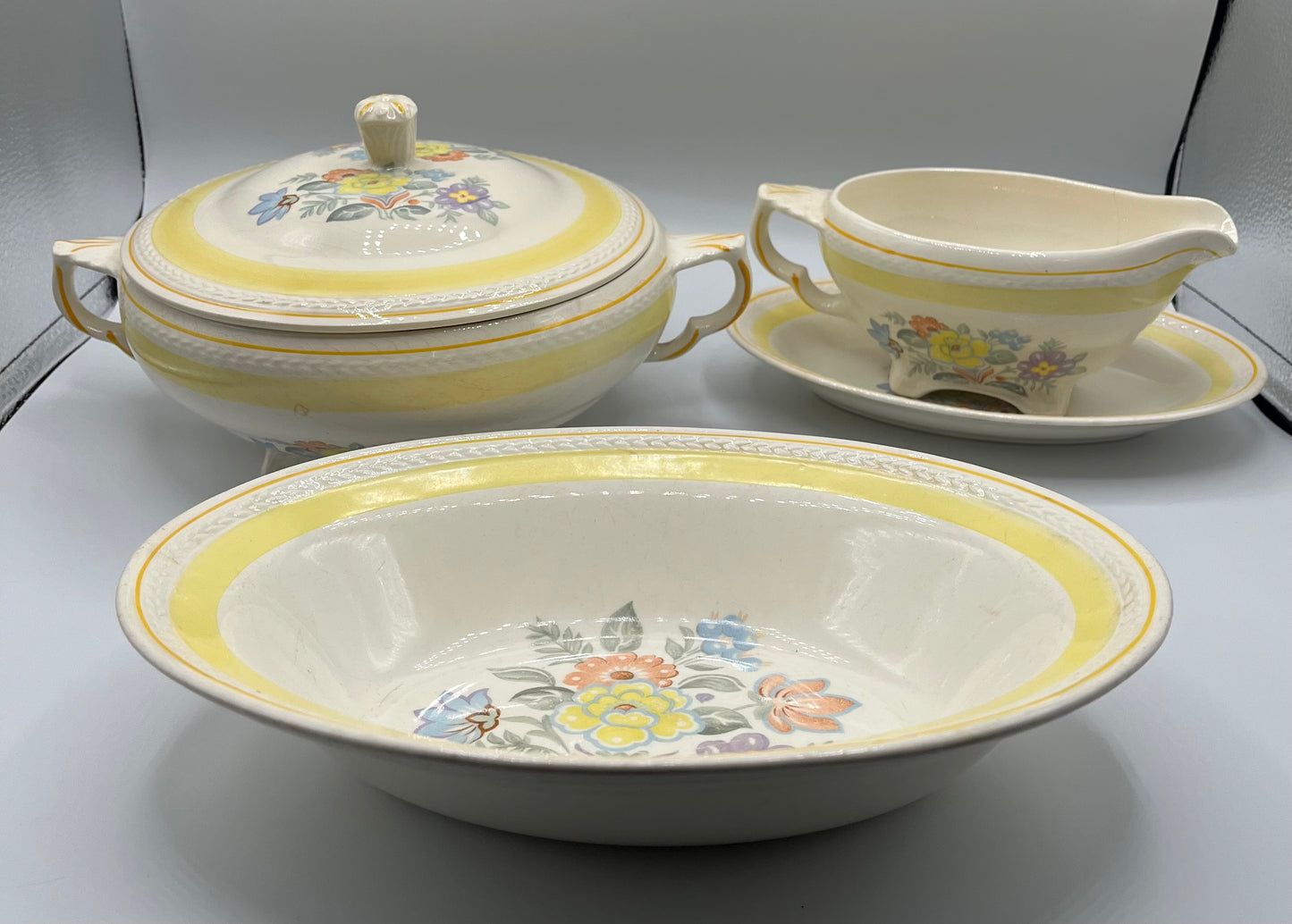 Rare Crown Potteries Co. Floral Pattern 1941 (5 piece set)