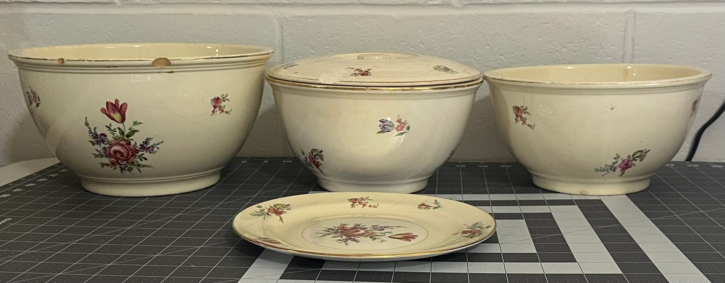 Vintage Homer Laughlin Priscilla Ovenware Set (5 pieces)